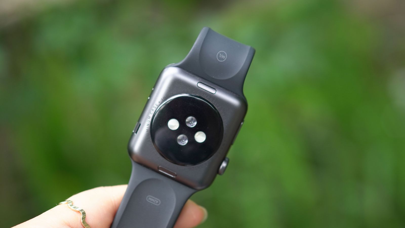 Dung lượng pin của Apple Watch Series 3