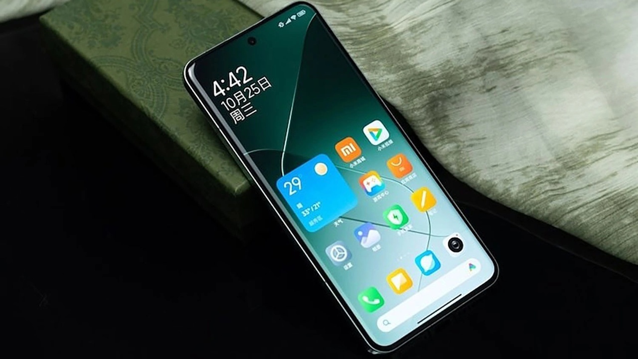 xiaomi-15-manhinh