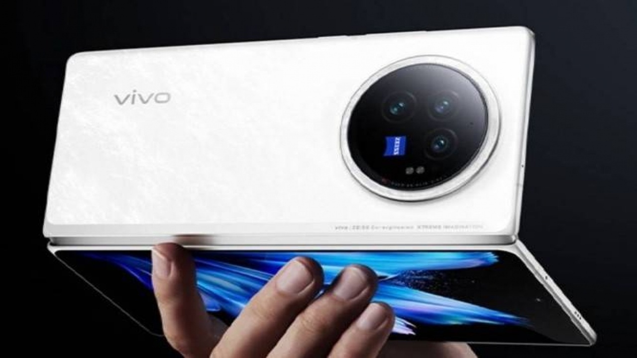 vivo X Fold4