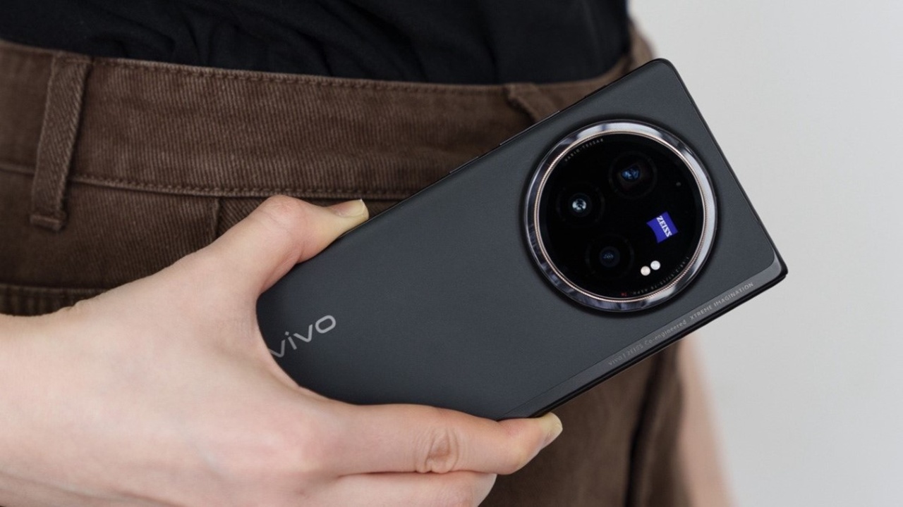 vivo X Fold4